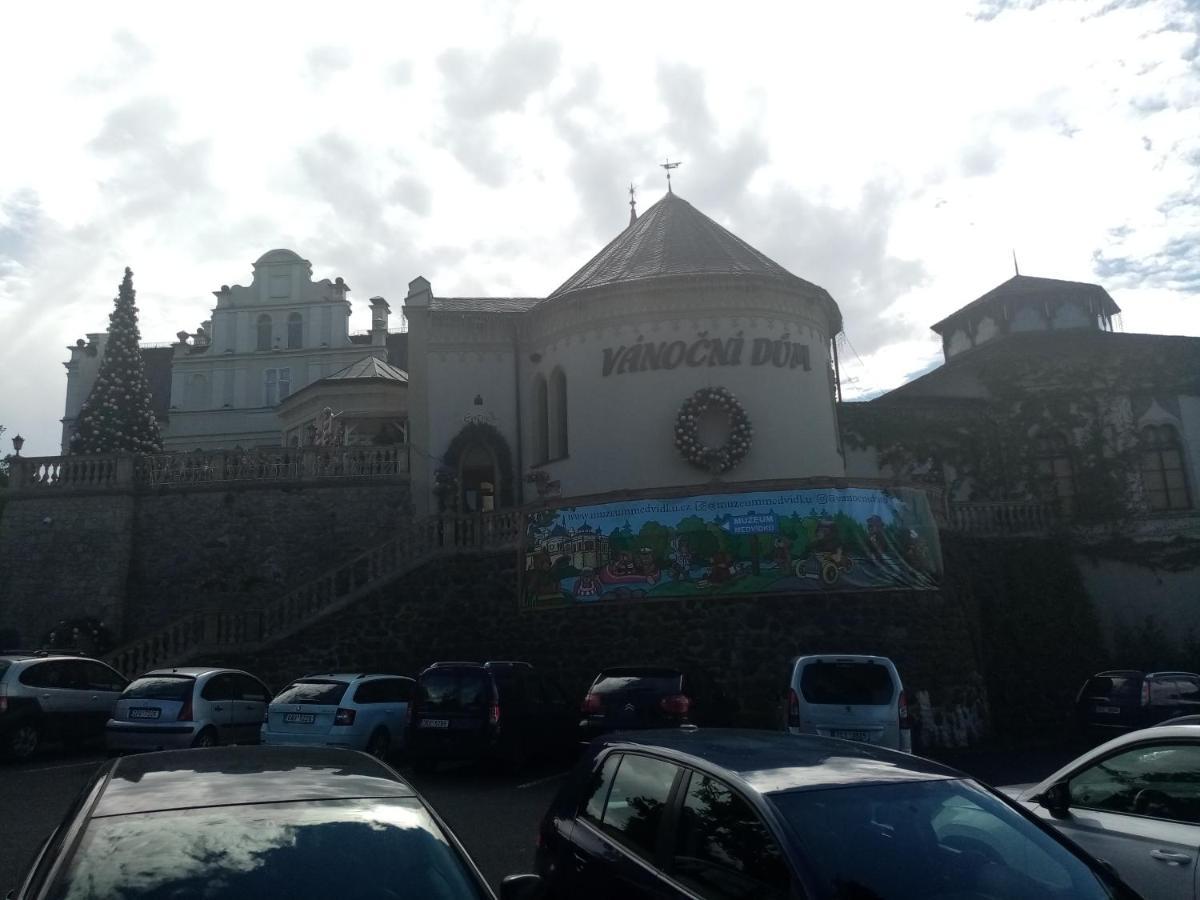 Vila Anton Karlovy Vary Bagian luar foto